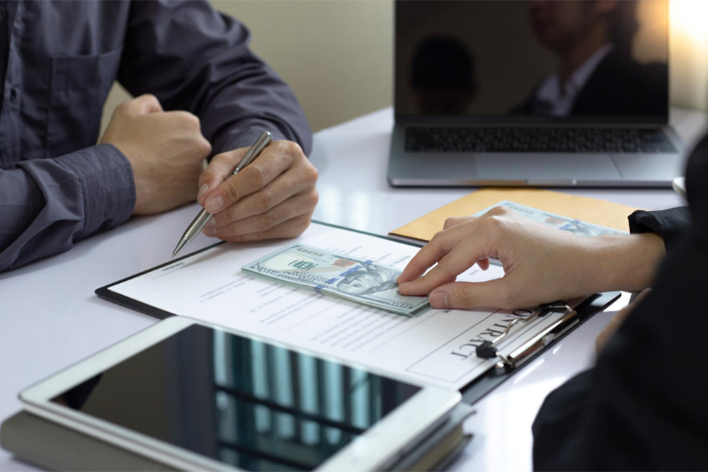 When Should You Turn To A Collection Agency