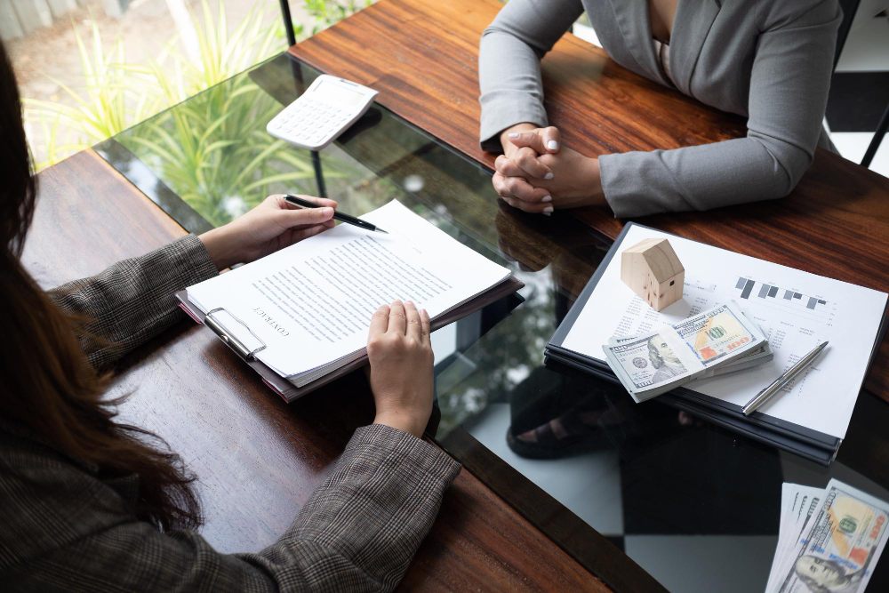 Who Are Collection Agencies and What Kind of Businesses Hire Them?