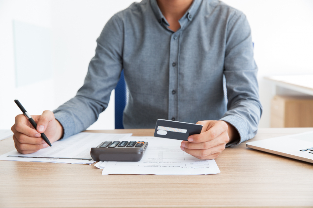 How Debt Collectors Work with Consumers to Resolve Debts
