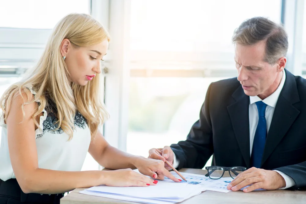 When Should You Hire a Debt Collection Attorney in Orlando?